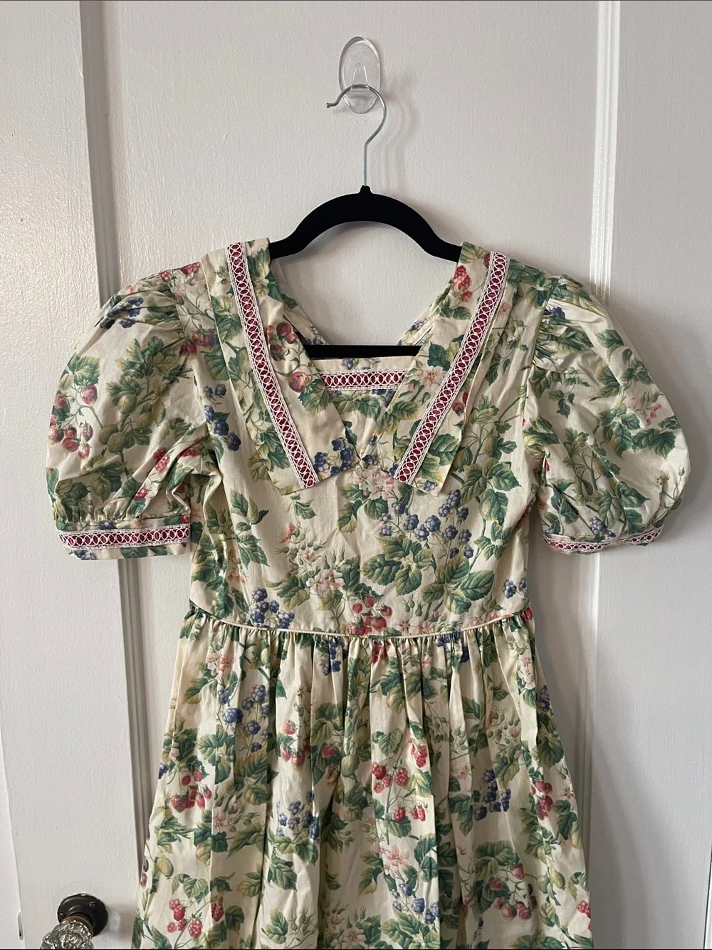 Vintage Rare Editions Gunne Sax Cottagecore Floral Puff Sleeve Dress
